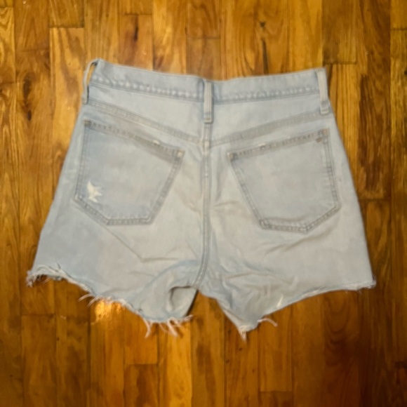 Madewell Relaxed Mid-Length Shorts - Picture 3 of 4